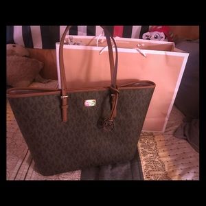 Michael Kors purse
